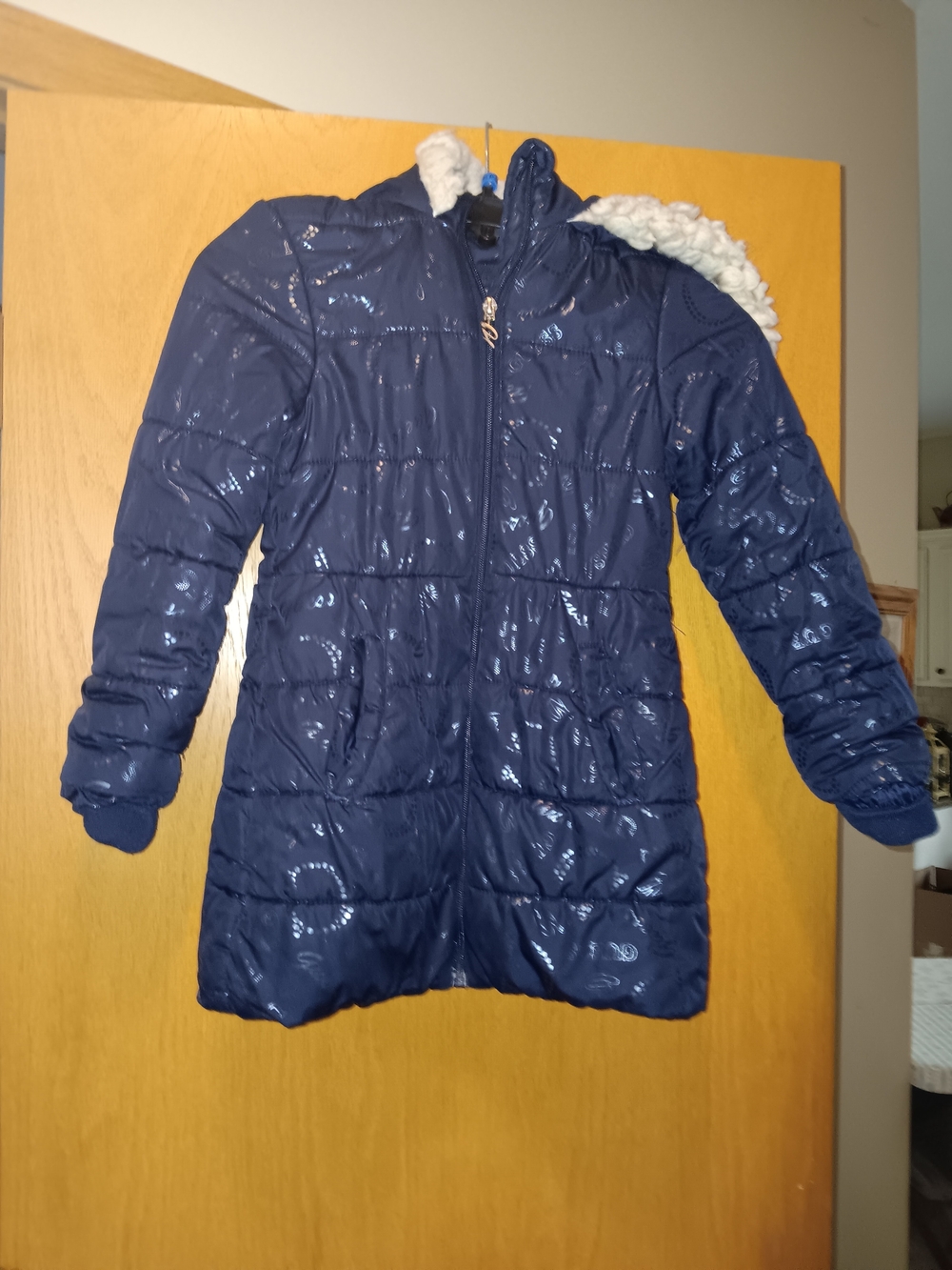 Girls Size 10/12, Guess Navy Quilted Hooded Puffer Coat with Sherpa Trim